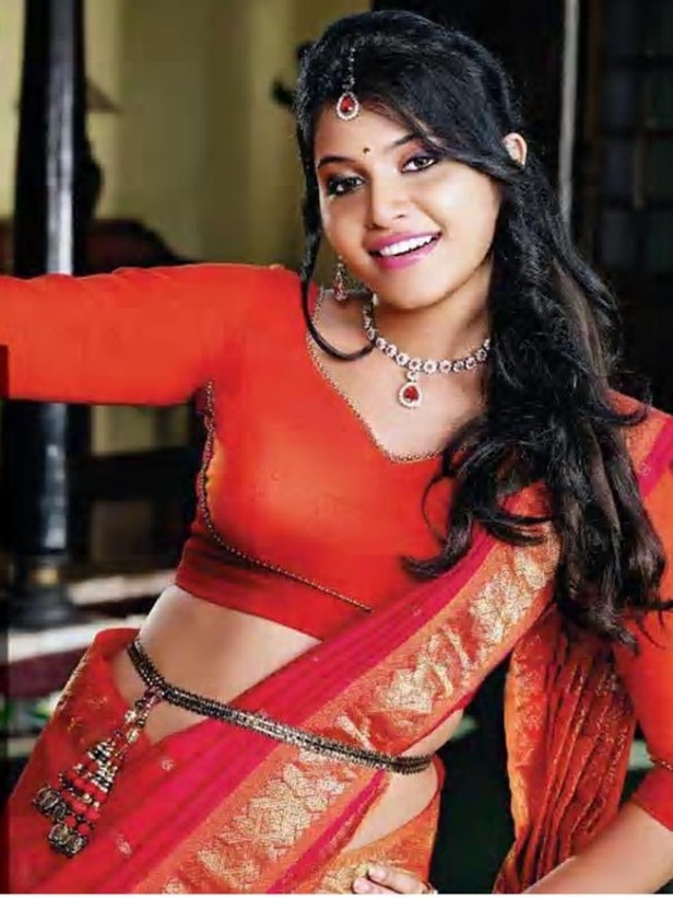 Anjali Hot navel showing Images